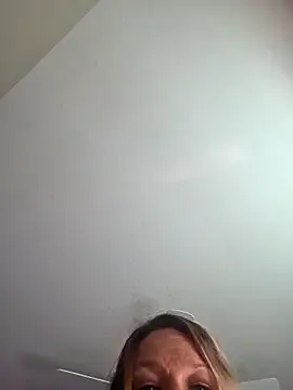 Calimarina online show from November 17, 8:09 pm