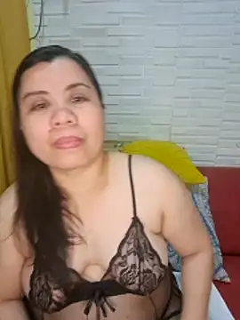 hotlyn45 online show from March 13, 4:52 pm