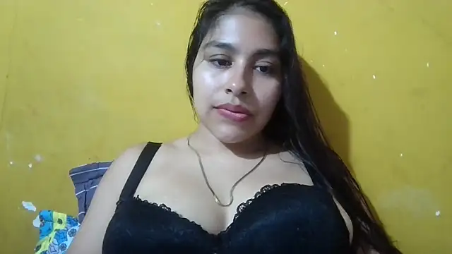 Snapshot of zairabreze chatting on October 8, 3:49 pm zairabreze online show from October 8, 3:49 pm