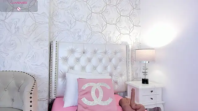 amara rousse online show from December 22, 12:08 pm