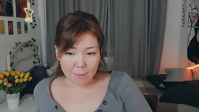 Snapshot of nazu_chan chatting on October 10, 2:11 pm nazu chan online show from October 10, 2:11 pm