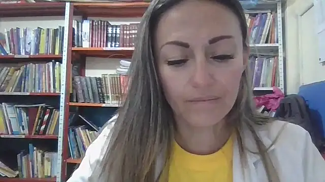 Snapshot of -AngelNova- chatting on October 1, 2:11 pm -AngelNova- online show from October 1, 2:11 pm