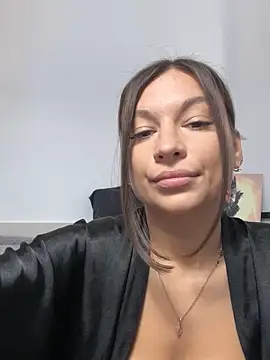 Snapshot of KellySmitS chatting on September 23, 7:28 am KellySmitS online show from September 23, 7:28 am
