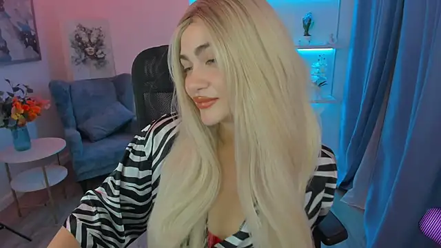 LeslieMineg online show from November 11, 11:40 am