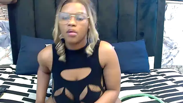 SexyBaddieXXX online show from July 10, 8:53 pm