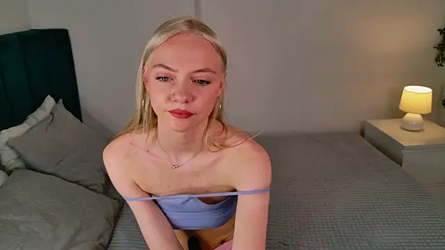 NyxBlonde online show from September 15, 2:03 pm