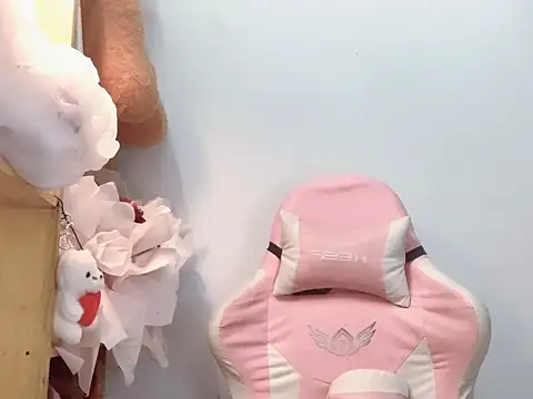 Pony898 online show from December 16, 6:03 pm