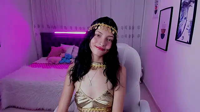 Mia Clay1 online show from November 10, 9:10 pm