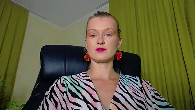 MysticVenus  online show from November 6, 3:07 pm