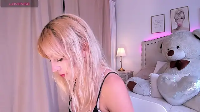 Mayajhons online show from November 19, 12:16 pm