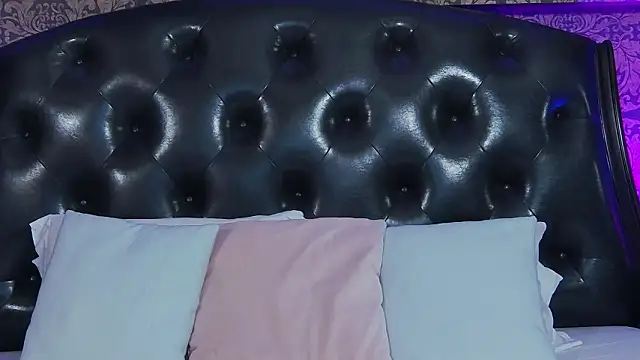 KendraMaxx online show from March 7, 6:31 am