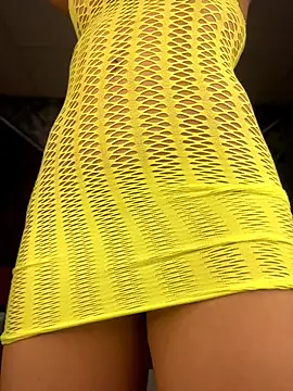 SweetieSinXXX online show from April 14, 11:38 pm