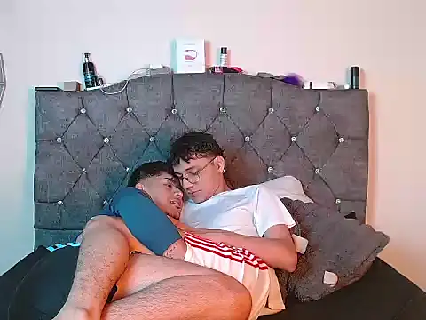 Snapshot of logan_willyams_ chatting on September 29, 9:20 pm logan willyams  online show from September 29, 9:20 pm