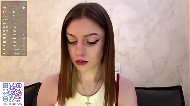 Snapshot of MustangMuse chatting on October 9, 12:53 pm MustangMuse online show from October 9, 12:53 pm