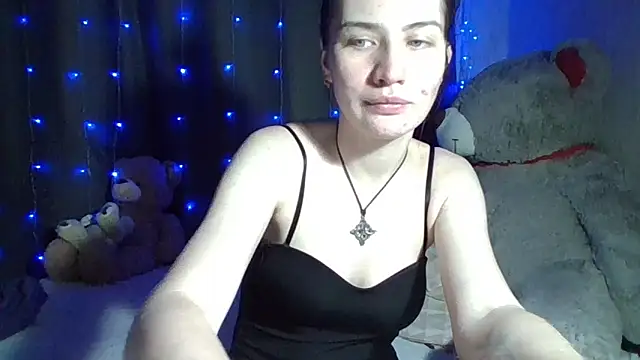 Nancy Luna online show from October 18, 6:21 pm