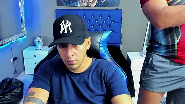 Snapshot of AngelAndChris chatting on September 24, 12:37 pm AngelAndChris online show from September 24, 12:37 pm