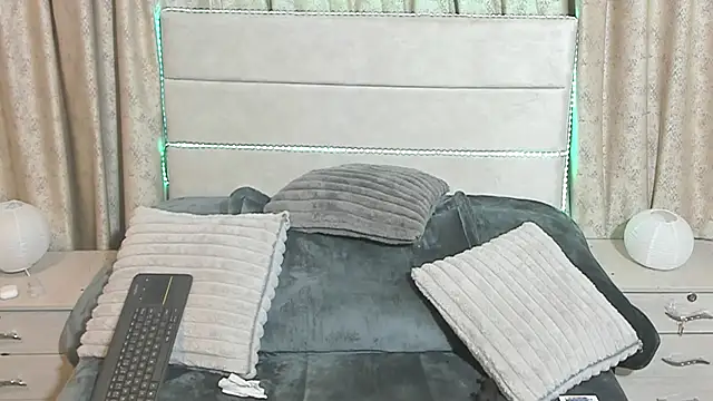 incognyta online show from November 6, 4:13 pm