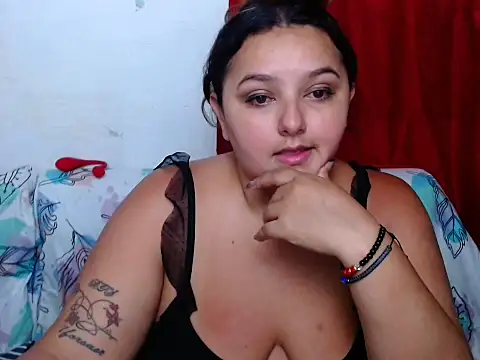 Snapshot of KeilyHall chatting on October 19, 4:36 am KeilyHall online show from October 19, 4:36 am