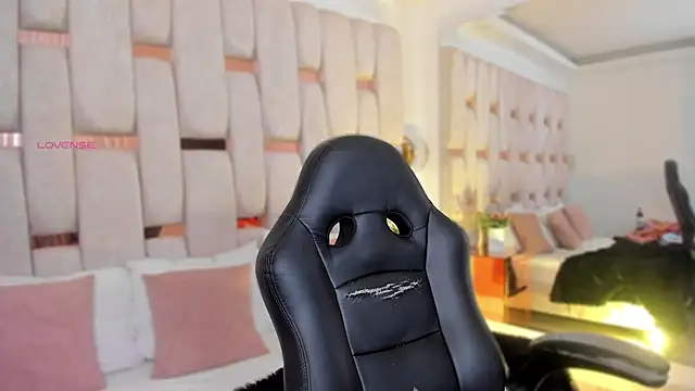 charlotte line online show from November 24, 5:26 pm