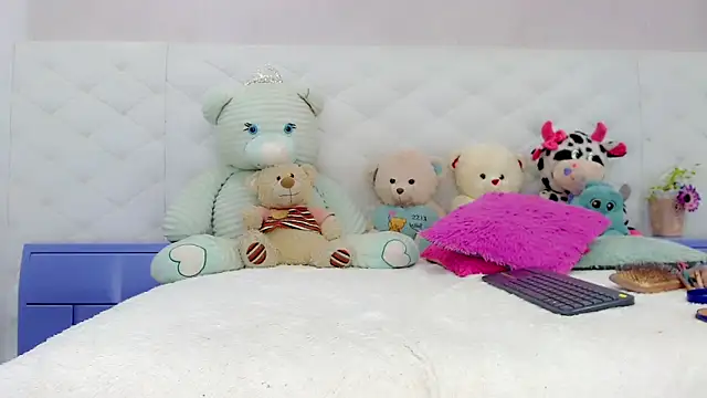 hanna sweett34 online show from November 12, 5:11 pm