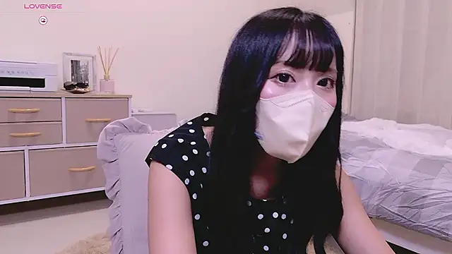 Snapshot of YURi_luv chatting on September 12, 5:08 am YURi luv online show from September 12, 5:08 am