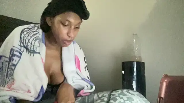 Brooke012 online show from June 4, 6:51 am