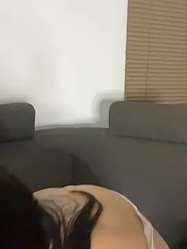 P A U L I N A  online show from March 26, 3:19 am