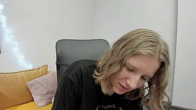 Hailey Foxy online show from February 12, 12:40 pm