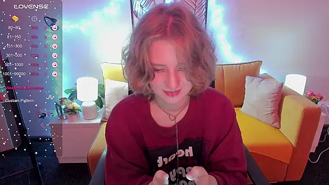 Snapshot of Hailey_Foxy chatting on October 8, 9:02 am Hailey Foxy online show from October 8, 9:02 am