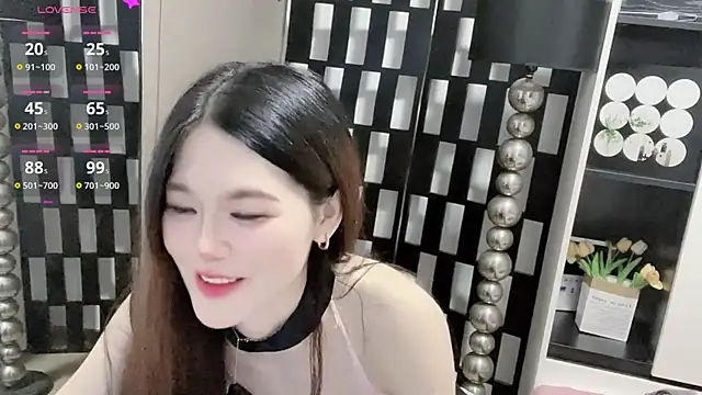 Yueyue-MM online show from October 3, 2:05 am