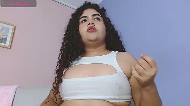 Snapshot of lourdes_moon22 chatting on September 13, 2:03 pm lourdes moon22 online show from September 13, 2:03 pm