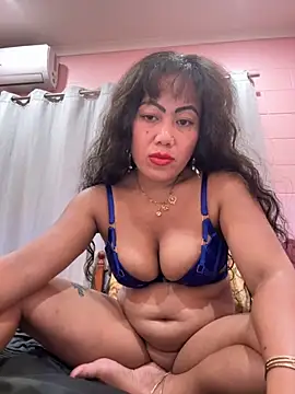 Lindarossyta online show from October 18, 5:15 pm