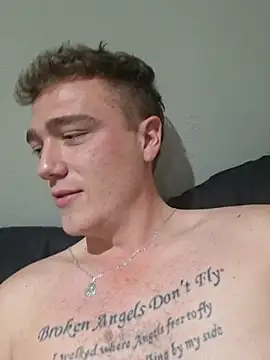 BIG-WHITE-DICK-2001 online show from July 25, 8:49 pm