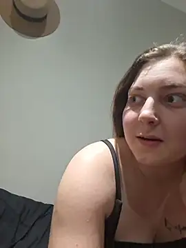 BIG-WHITE-DICK-2001 online show from August 1, 4:53 pm