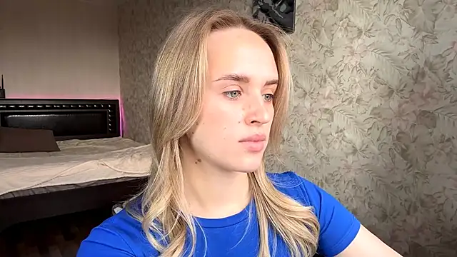 ElisabetLorney online show from November 20, 8:26 am