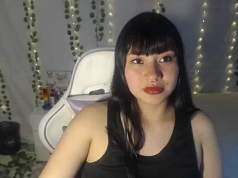 Snapshot of Zulema_R1 chatting on September 15, 8:16 pm Zulema R1 online show from September 15, 8:16 pm