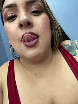 bruna438 online show from January 18, 11:34 pm