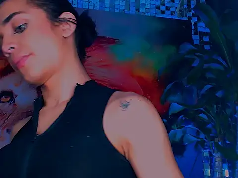 Cristal Gem1 online show from November 17, 11:44 am