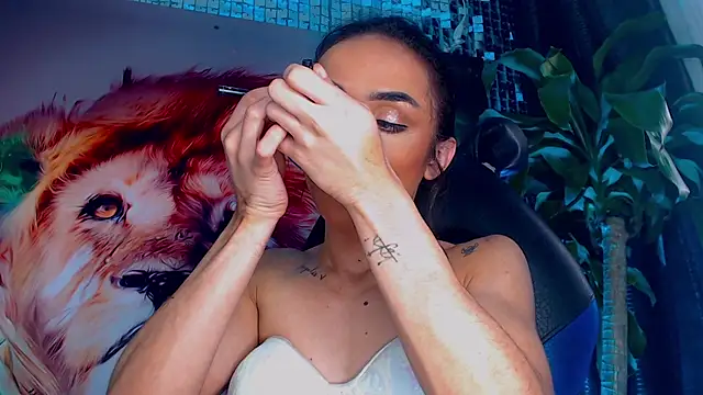 Cristal Gem1 online show from December 3, 12:40 pm