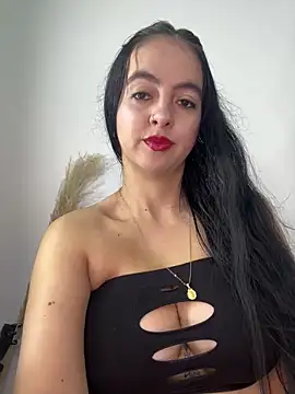 salo-rousee online show from February 5, 1:08 am