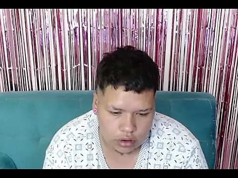 Yulian bigclit7 online show from December 3, 11:07 pm