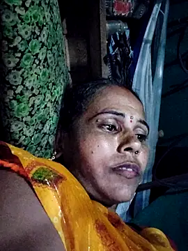 Pooja750 online show from September 29, 3:06 pm