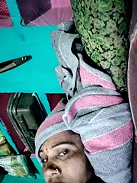 Pooja750 online show from December 18, 2:33 pm