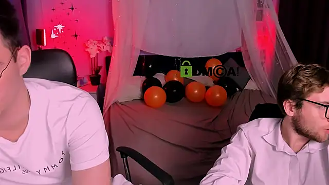 Snapshot of joseph_bear_ chatting on October 28, 1:55 am joseph bear  online show from October 28, 1:55 am