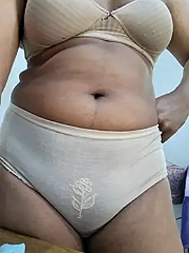 BeautyGirl sara online show from July 22, 9:43 am