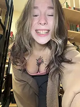 Mimiumuy online show from December 14, 4:35 pm