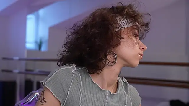 MimiLicks online show from September 22, 12:58 pm