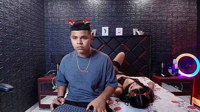 DannySamm online show from December 17, 4:27 am