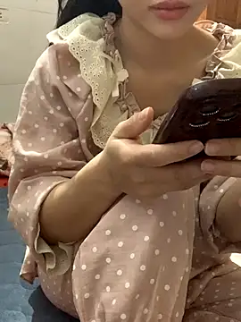 Tieuvi 18 online show from November 8, 6:07 am