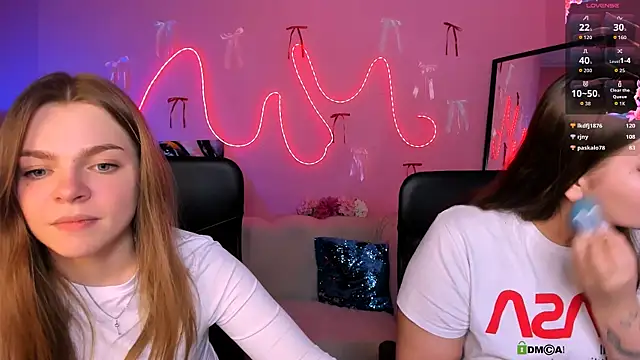 veronica bubble online show from April 9, 7:08 pm